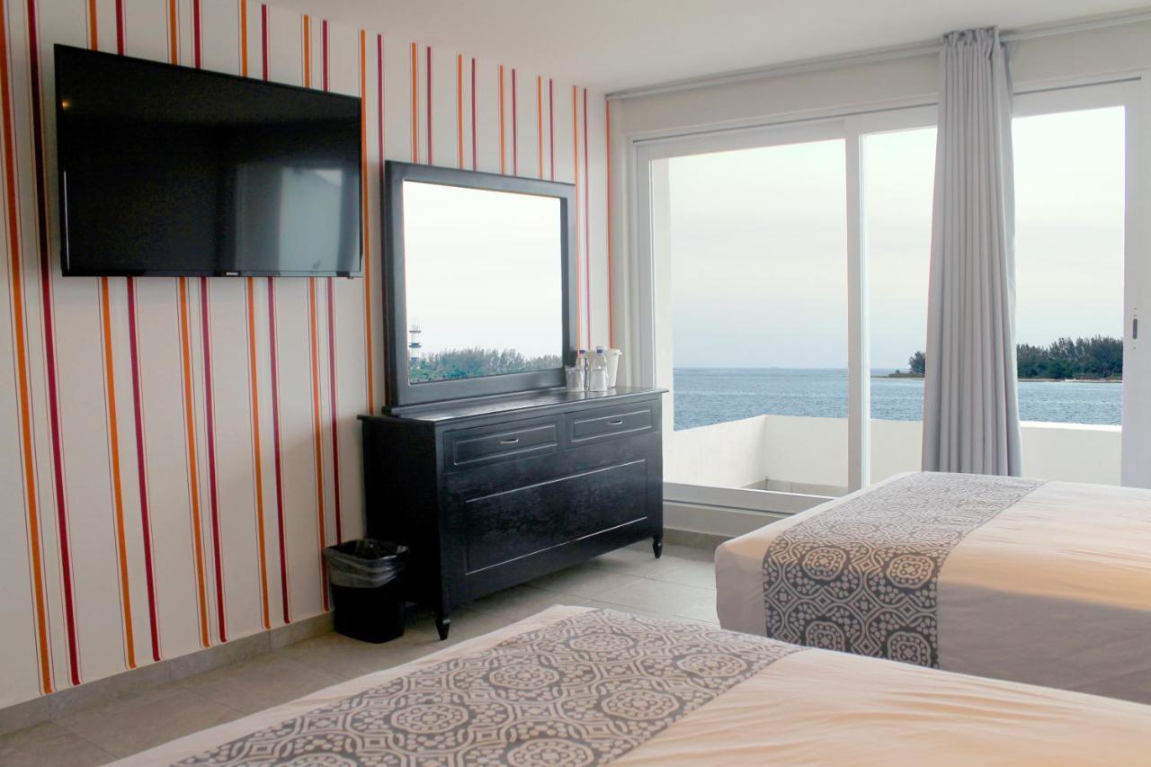 Twin Room Sea View