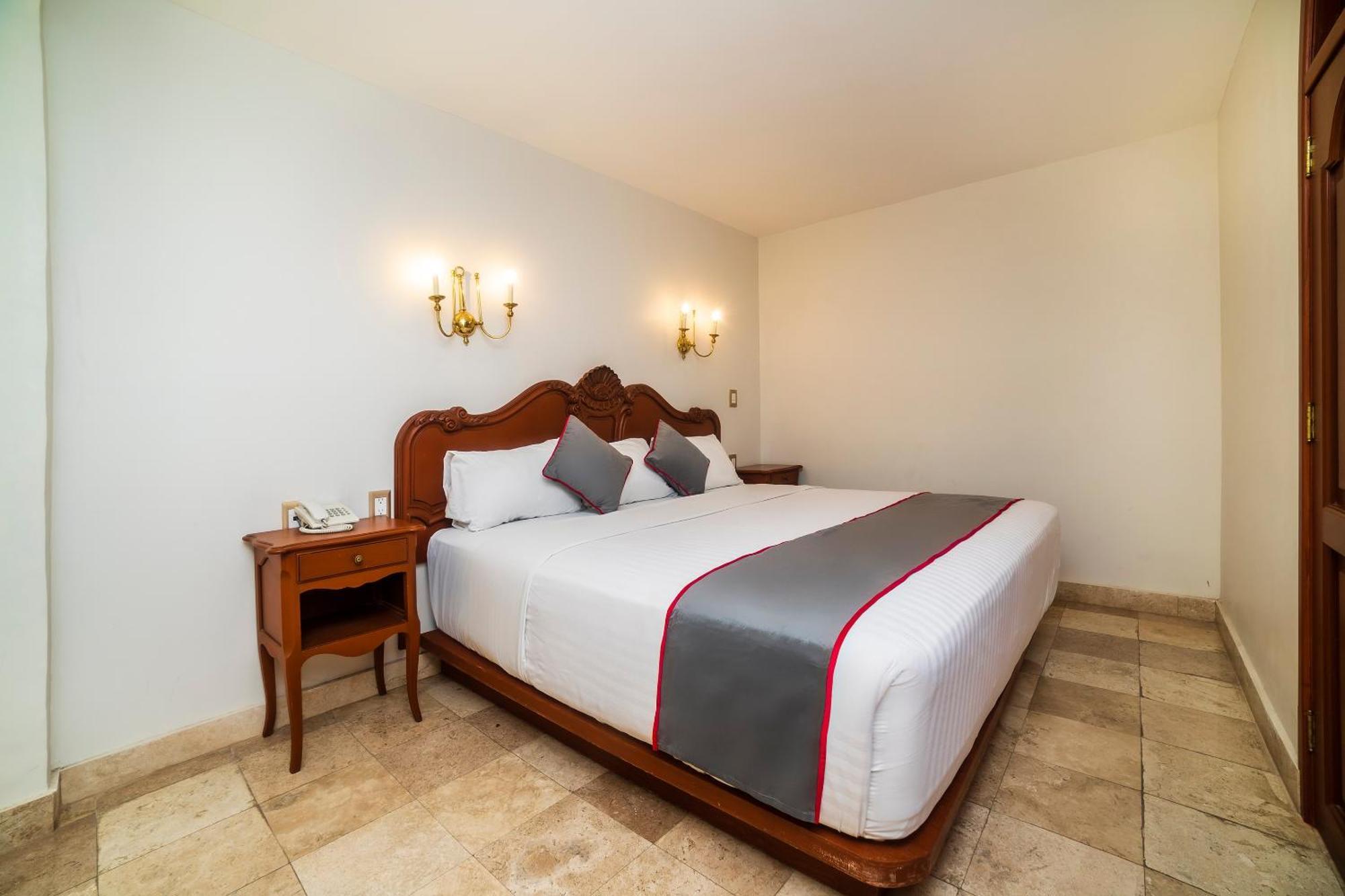 Junior Suite,1226929385:JPEG