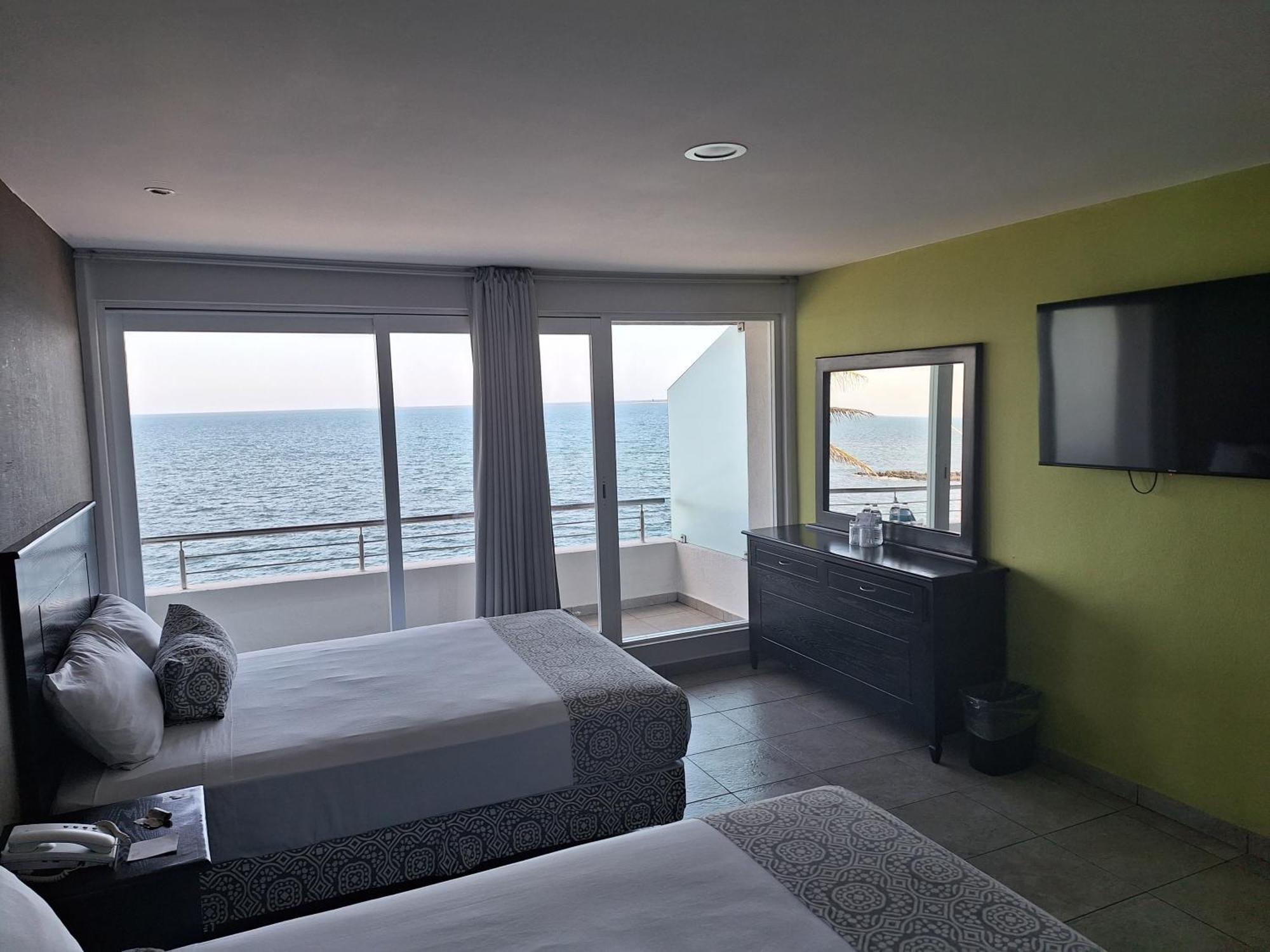 Twin Room Sea View