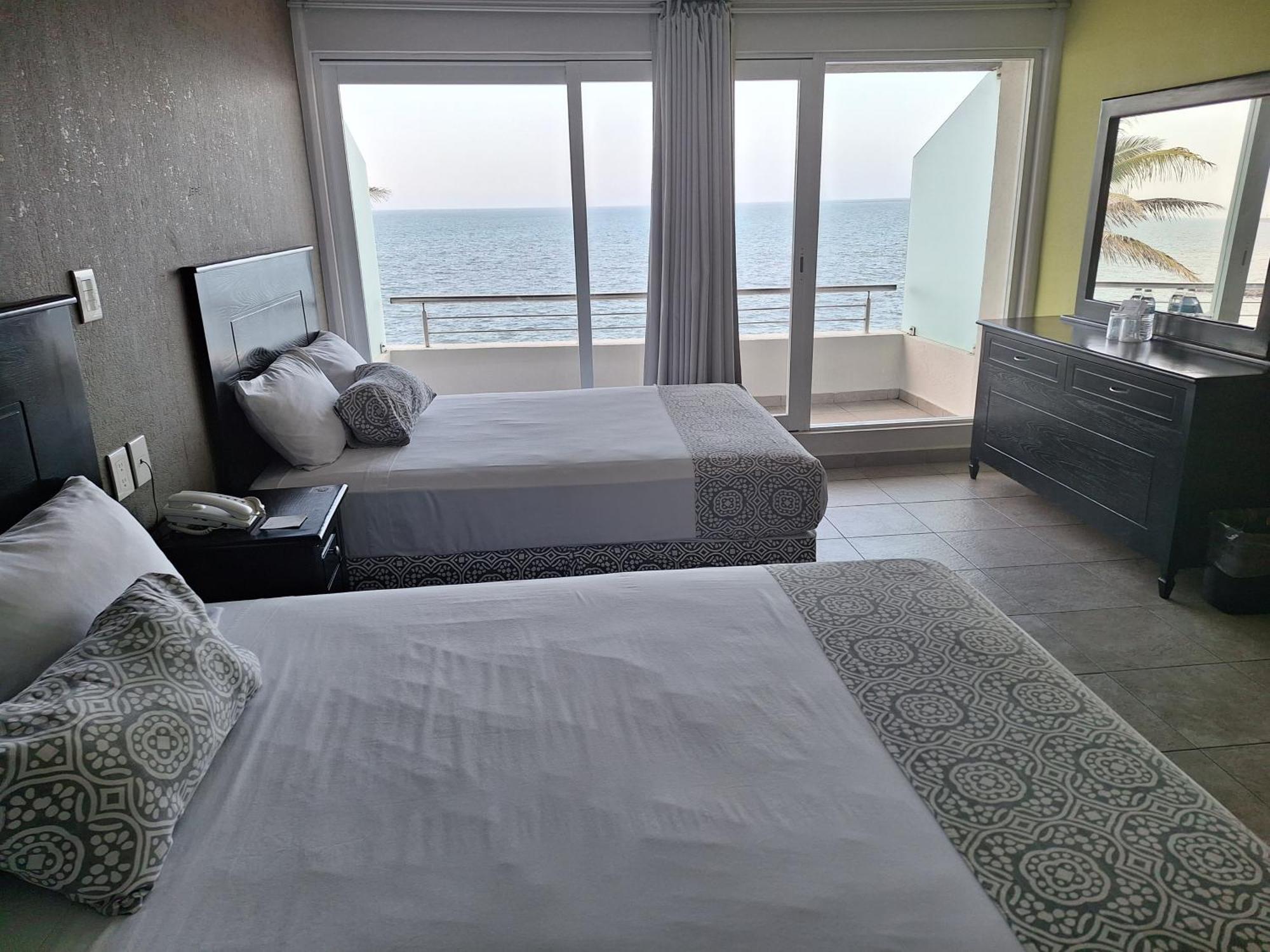 Twin Room Sea View