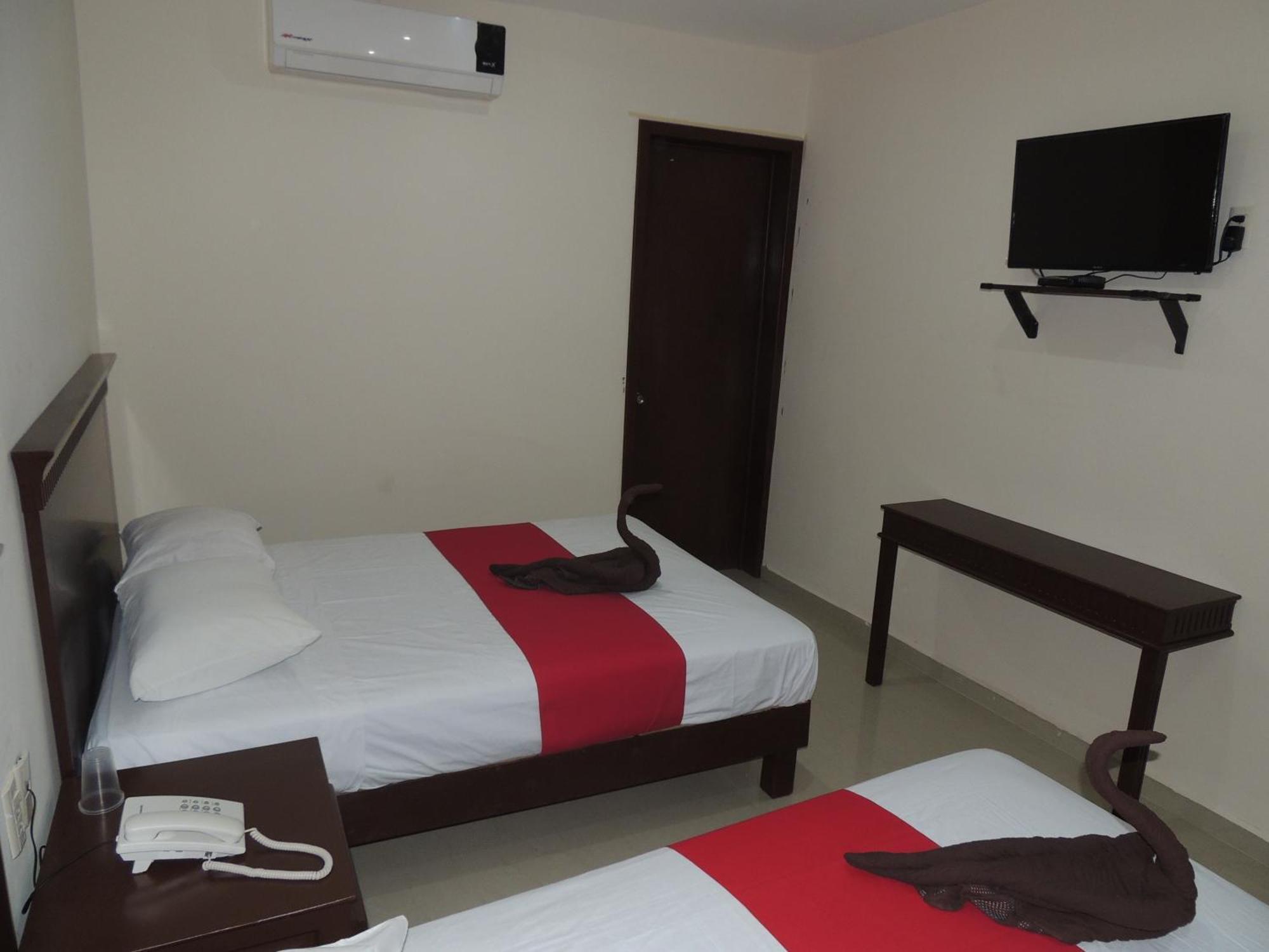 Double Room,910839103:JPEG